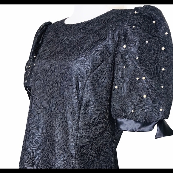 Michael Marcella Pearl laced Puff Sleeve Dress - Picture 8 of 10